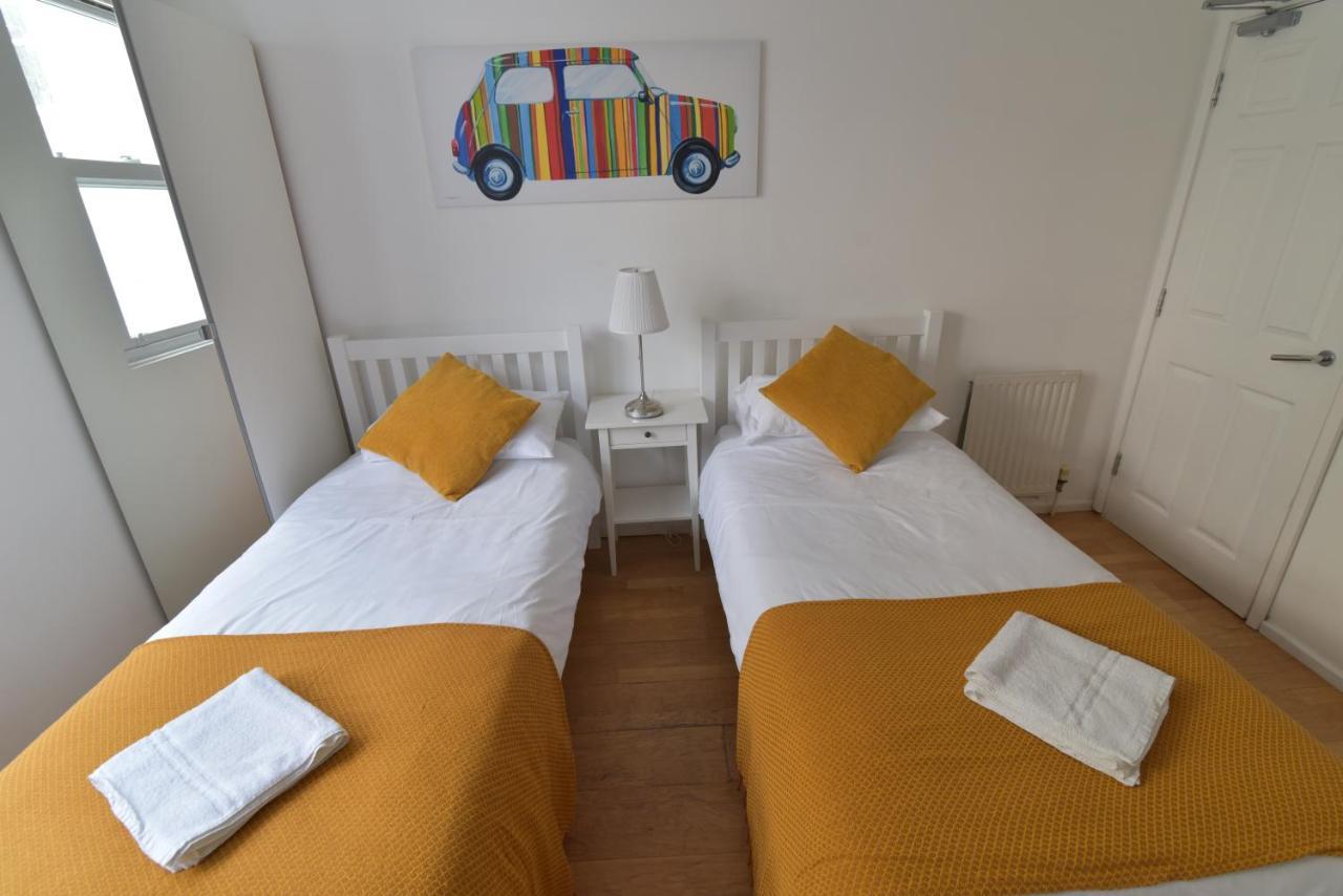 Beach Central With Allocated Parking And Patio Brighton Eksteriør bilde