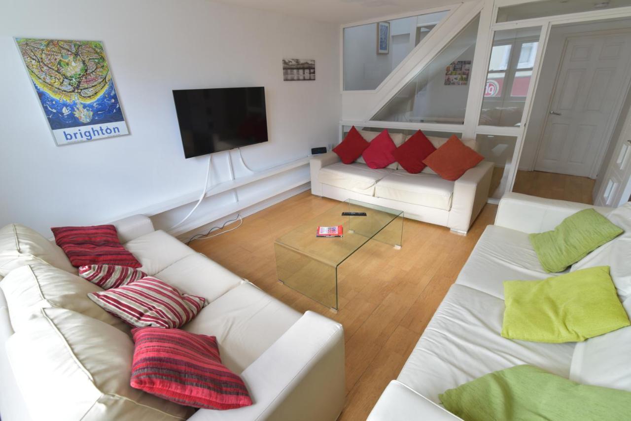 Beach Central With Allocated Parking And Patio Brighton Eksteriør bilde