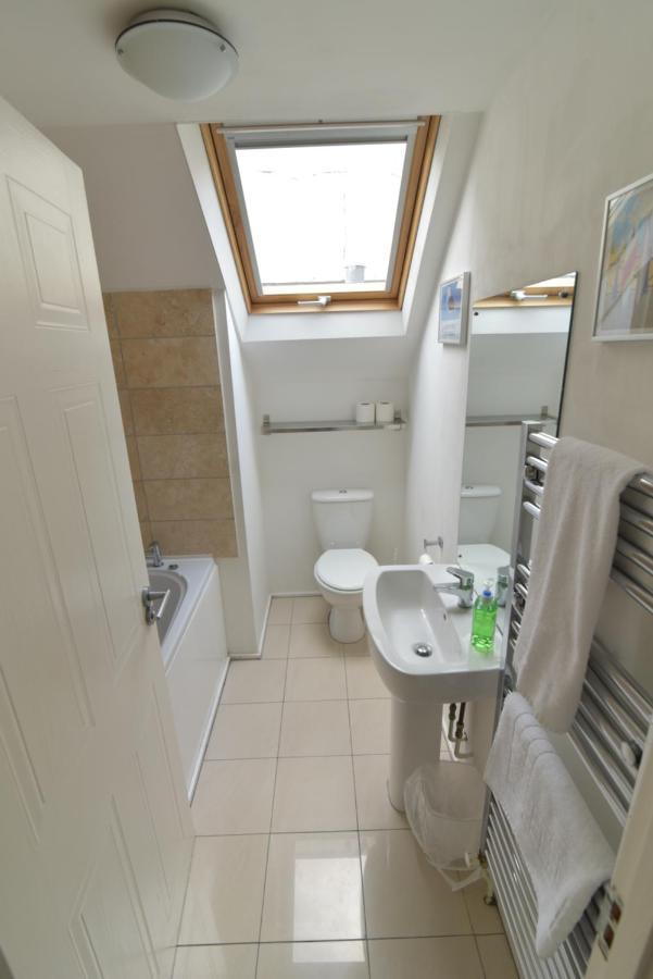 Beach Central With Allocated Parking And Patio Brighton Eksteriør bilde